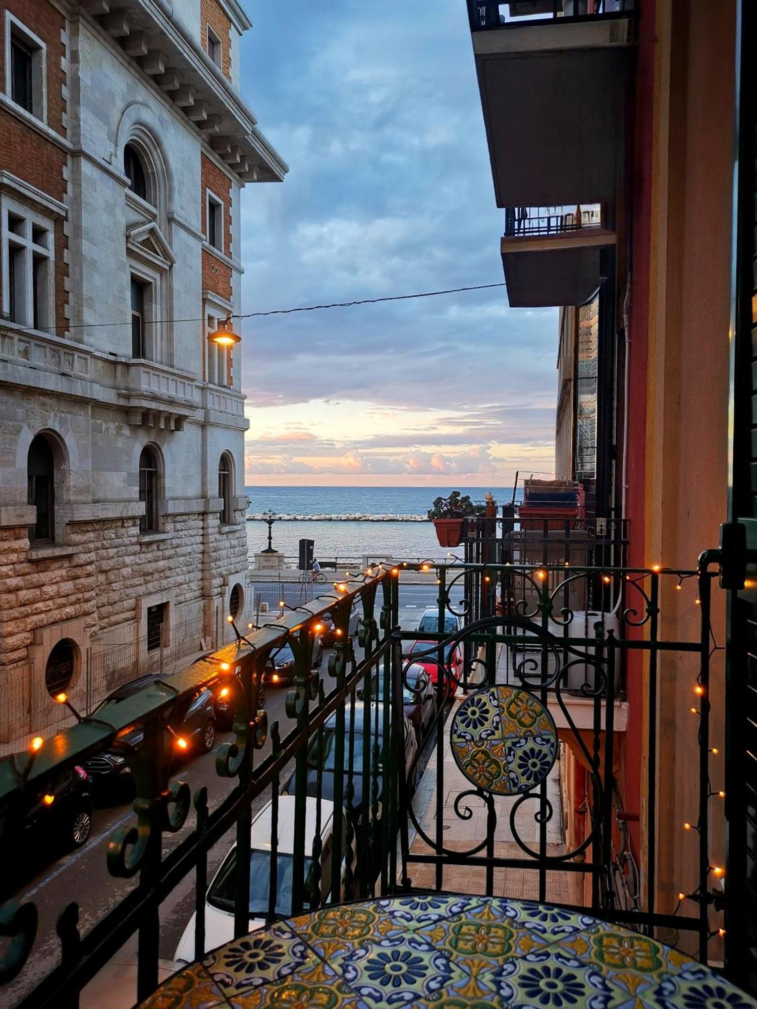 Cattaro 65 - Flexible Check-In Apartments Bari Buitenkant foto
